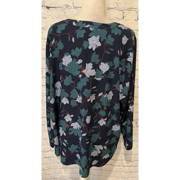 Denim & Co. QVC Printed V-Neck Henley Blouse Navy Plus Size 2X - Picture 8 of 11